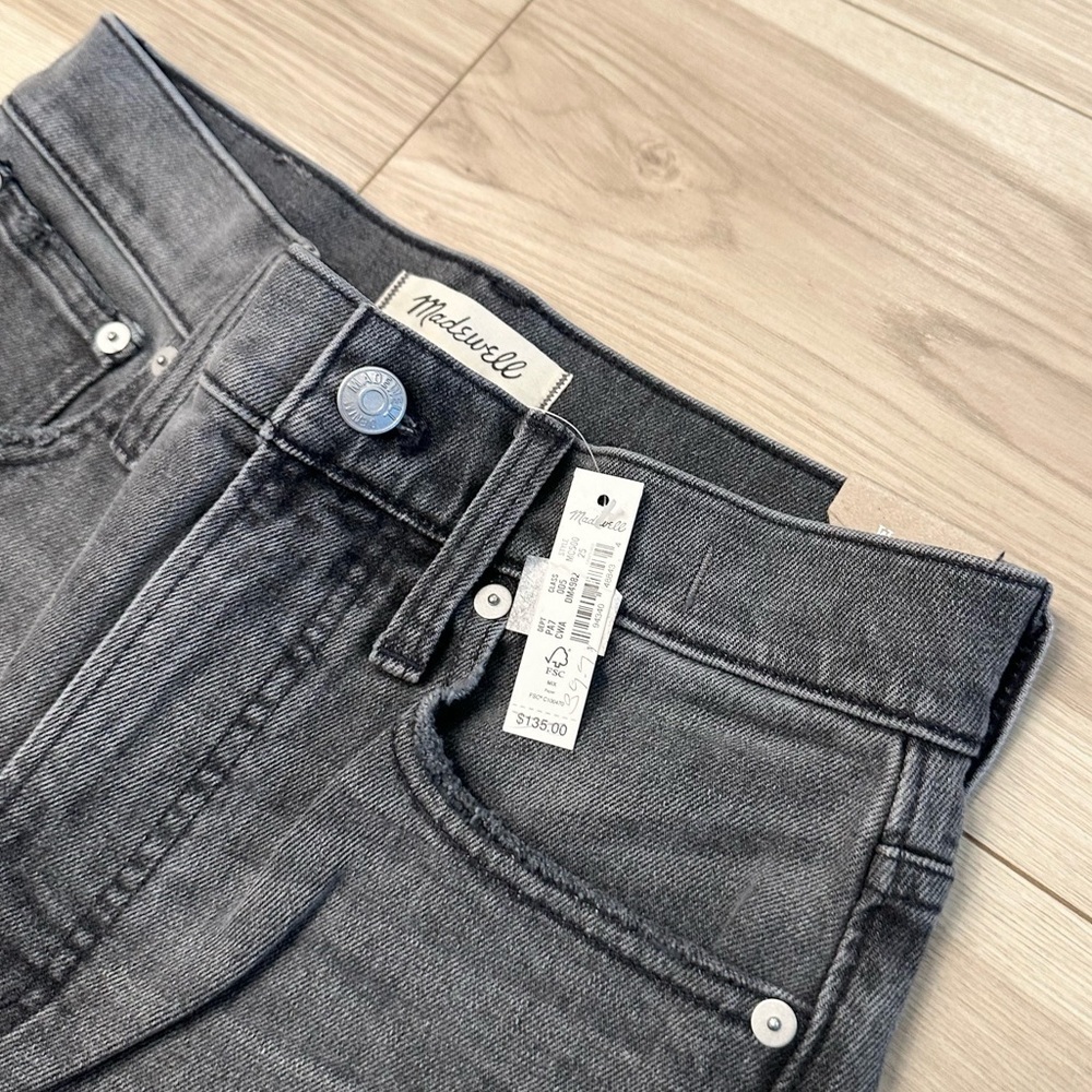 NWT Madewell Women’s The Perfect Vintage Jean in Connell Wash: Ripped Edition - Picture 4 of 8